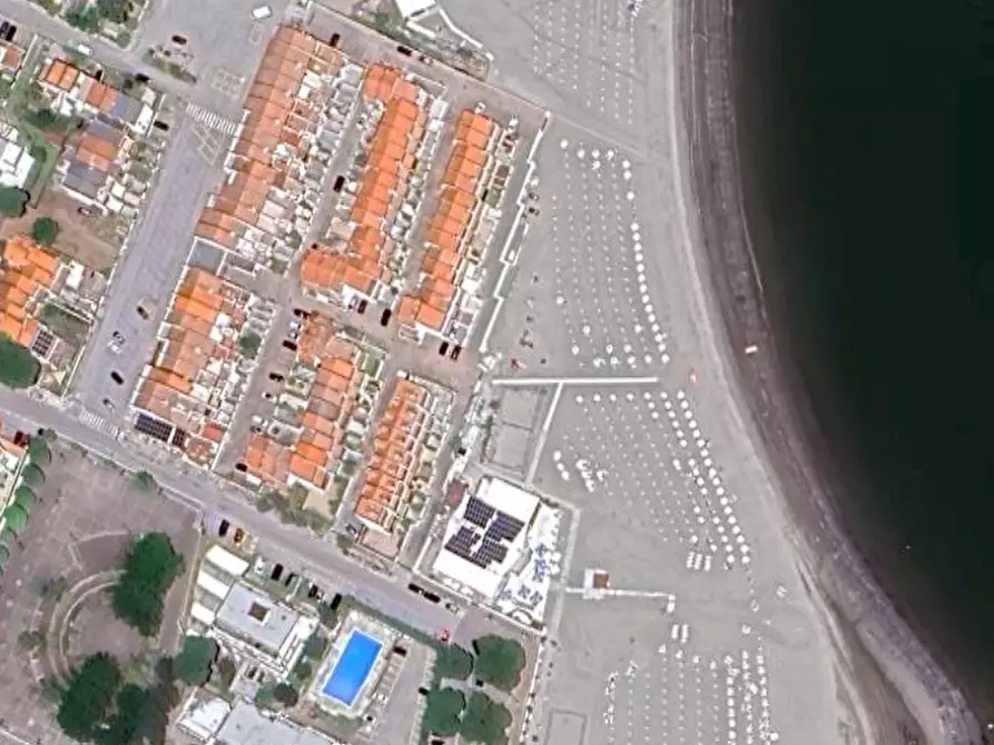 Immagine 26 di Appartamento in vendita  in Viale polonia  a Comacchio