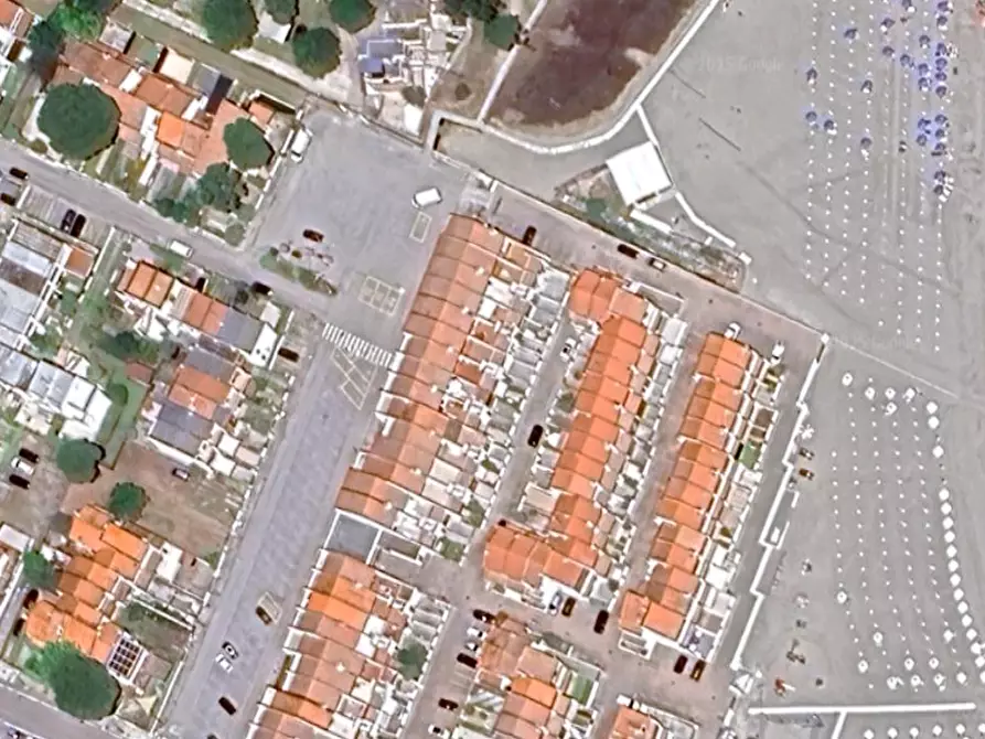 Immagine 27 di Appartamento in vendita  in Viale polonia  a Comacchio