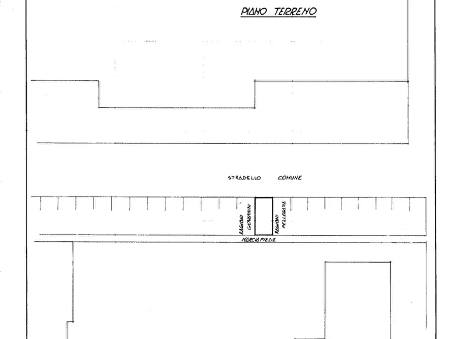 Immagine 29 di Appartamento in vendita  in Viale polonia  a Comacchio