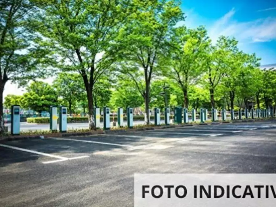 Immagine 4 di Posto auto in vendita  in Viale Adua a Montecatini Terme