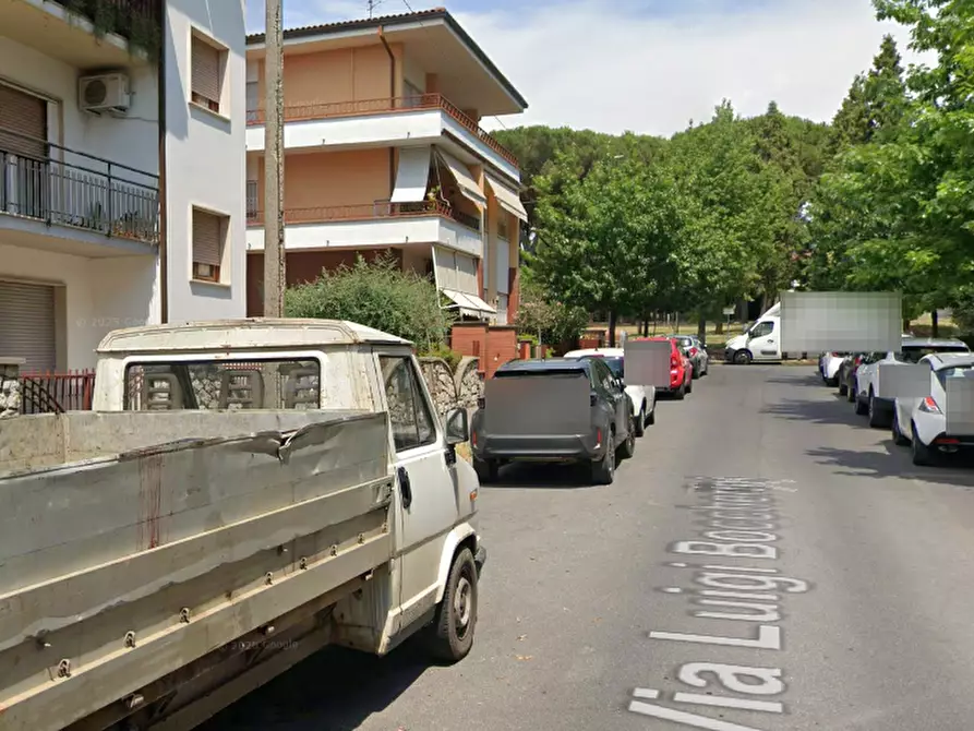 Immagine 8 di Posto auto in vendita  in Viale Adua a Montecatini Terme