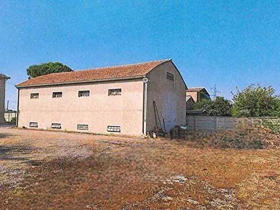 Immagine 7 di Casa indipendente in vendita  in Via collegio a Ro