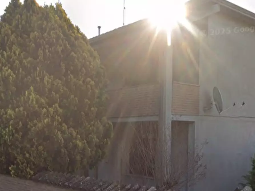 Immagine 11 di Casa indipendente in vendita  in Via collegio a Ro