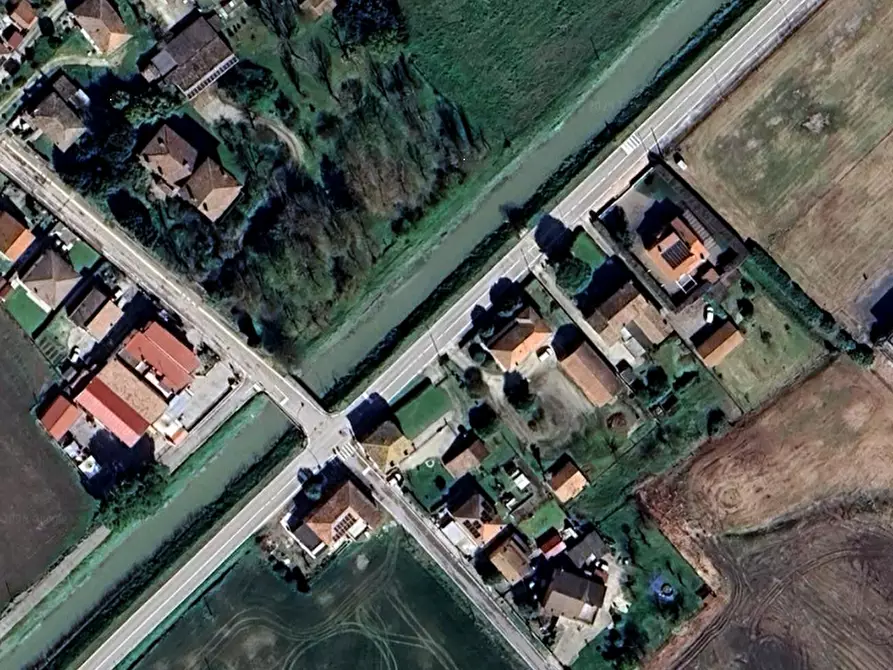 Immagine 25 di Casa indipendente in vendita  in Via collegio a Ro