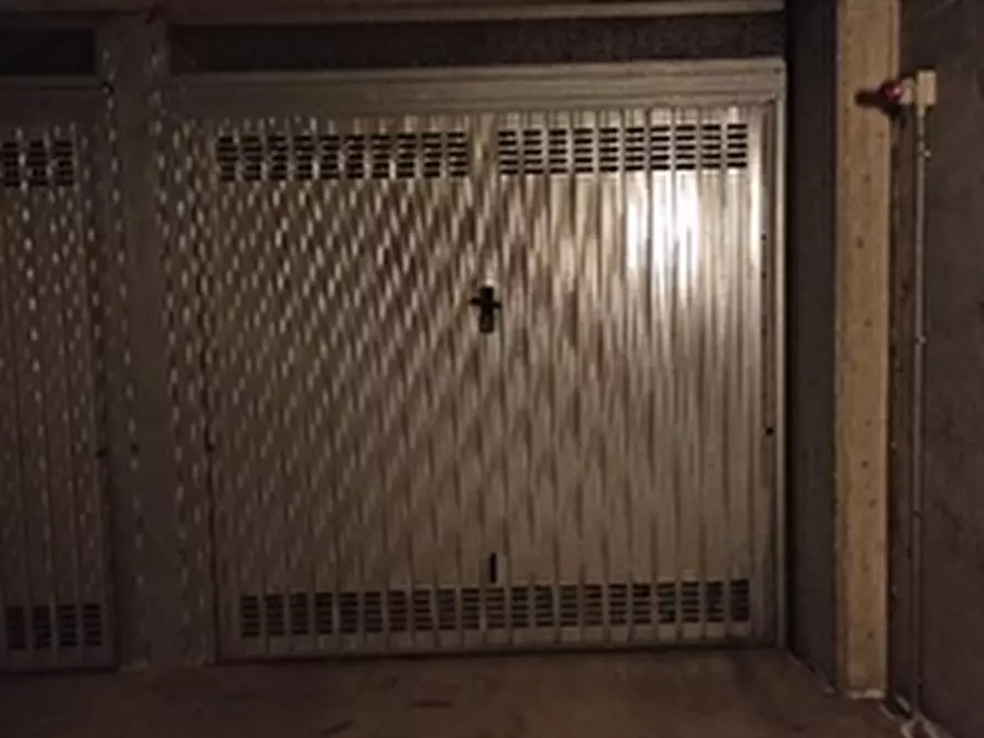 Immagine 27 di Appartamento in vendita  in Via Pellegrino Matteucci a Seregno