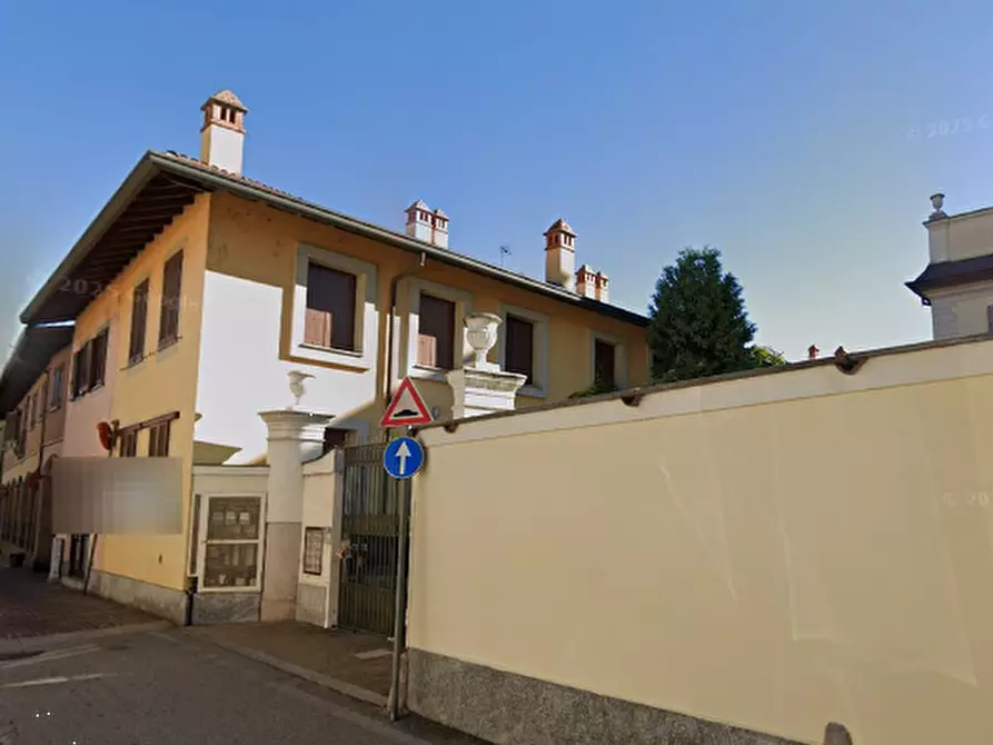 Immagine 2 di Villetta a schiera in vendita  in Via Guglielmo Marconi a Buscate