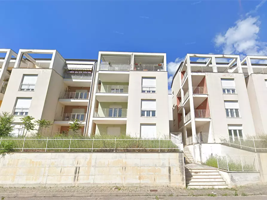 Immagine 6 di Appartamento in vendita  in Via Roma a Valfabbrica