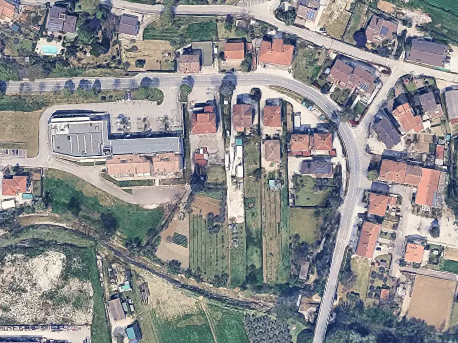 Immagine 13 di Appartamento in vendita  in Via Roma a Valfabbrica