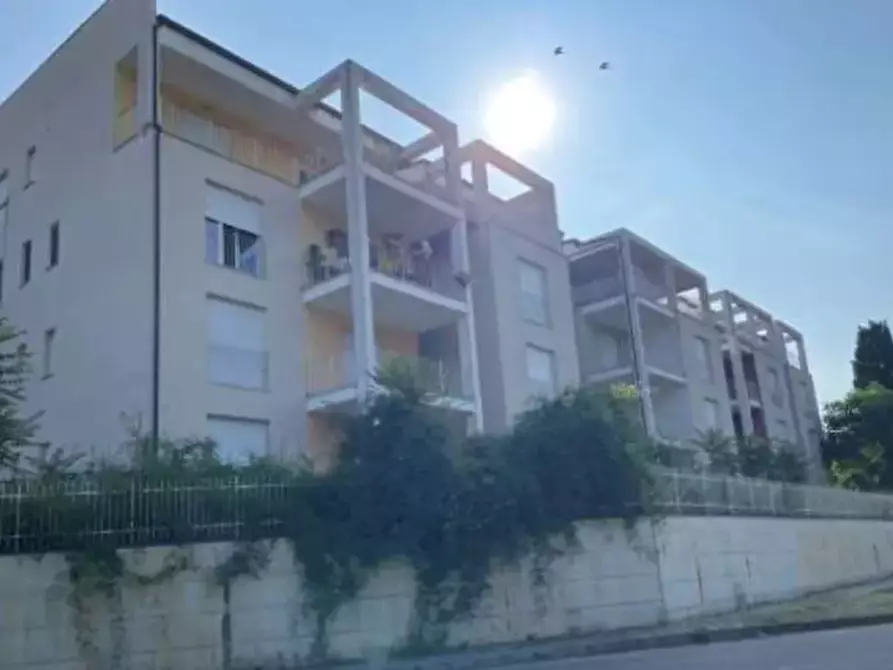 Immagine 3 di Appartamento in vendita  in Via Roma a Valfabbrica