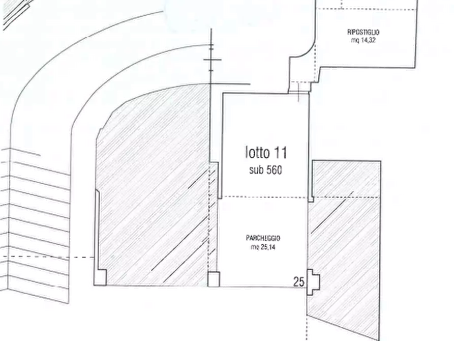 Immagine 12 di Posto auto in vendita  in Via Vittorio Alfieri  a Firenze