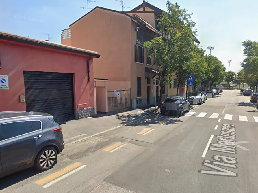 Immagine 14 di Appartamento in vendita  in Via Martesana a Sesto San Giovanni