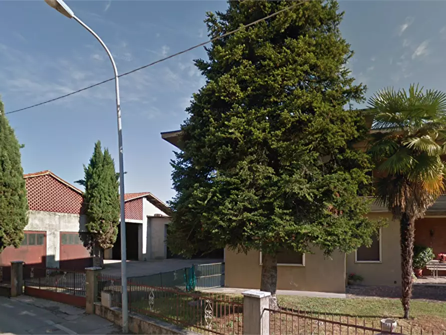 Immagine 11 di Stabile in vendita  in Via San Felice a Breganze