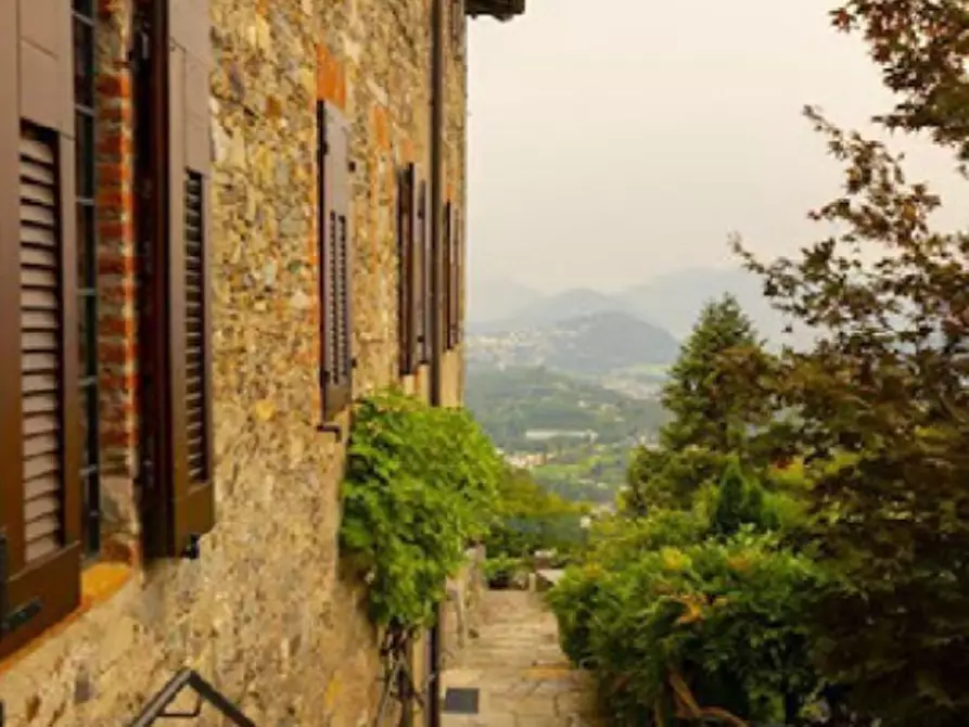 Immagine 21 di Villa in vendita  in Via Piave a Martignacco