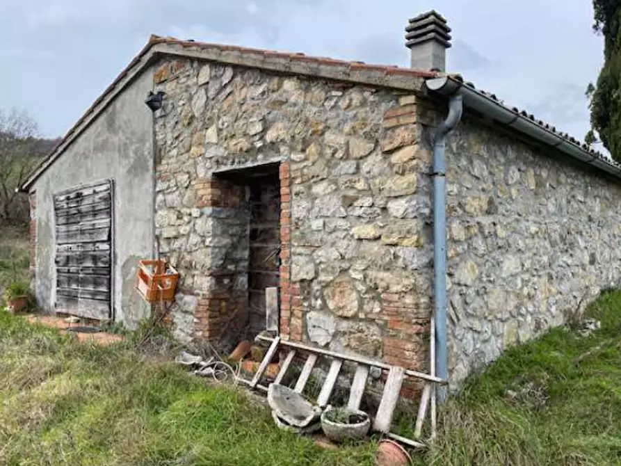 Immagine 2 di Appartamento in vendita  in Via Selvena a Castell'azzara