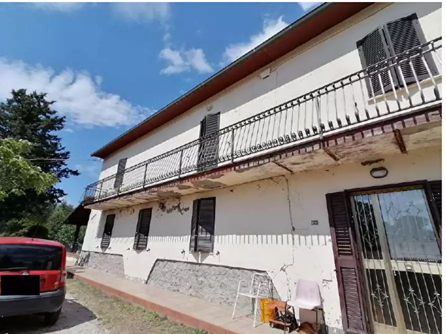 Immagine 1 di Porzione di casa in vendita  in località Grotta Cavalieri a Sorano