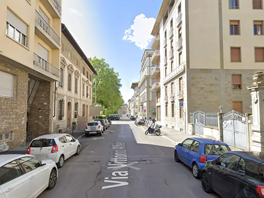 Immagine 5 di Posto auto in vendita  in Via Vittorio Alfieri  a Firenze