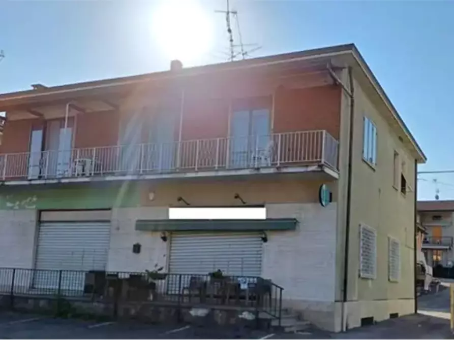 Immagine 2 di Negozio in vendita  in Via Ponte Maleo a Ponte Dell'olio