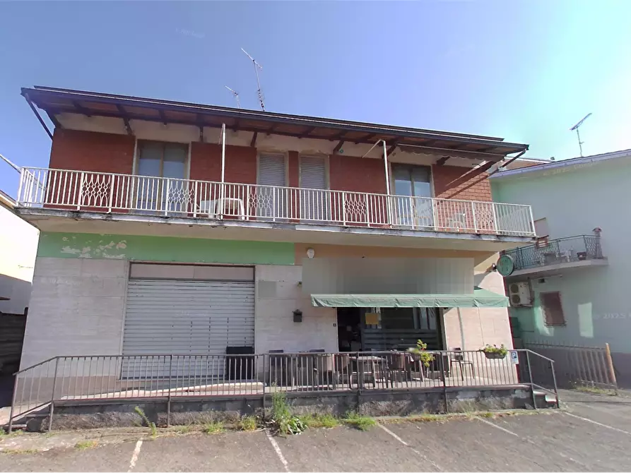 Immagine 5 di Negozio in vendita  in Via Ponte Maleo a Ponte Dell'olio