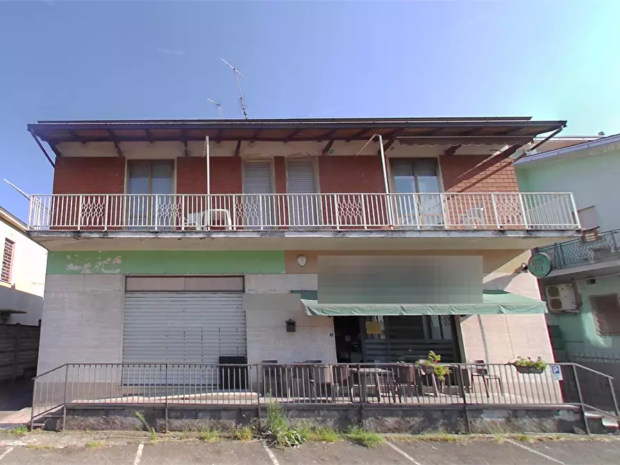 Immagine 6 di Negozio in vendita  in Via Ponte Maleo a Ponte Dell'olio