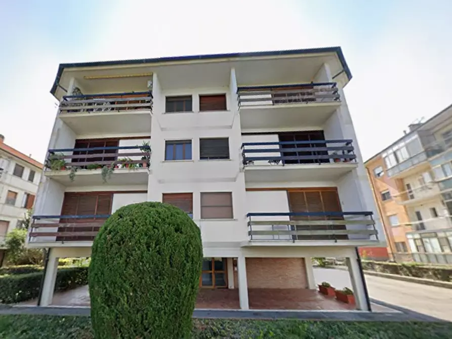 Immagine 3 di Appartamento in vendita  in Lungolago dei Pescatori a Orbetello