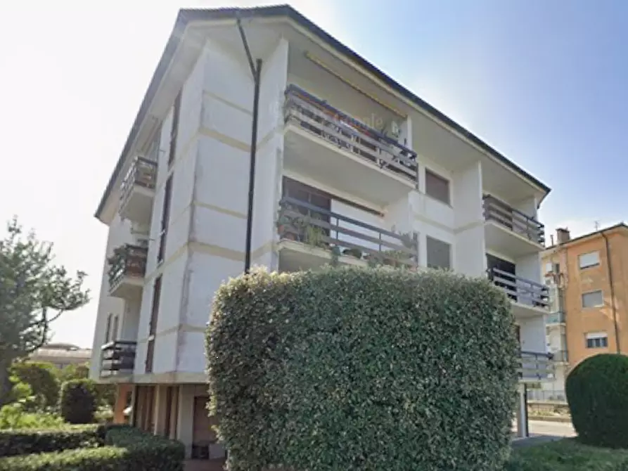 Immagine 6 di Appartamento in vendita  in Lungolago dei Pescatori a Orbetello