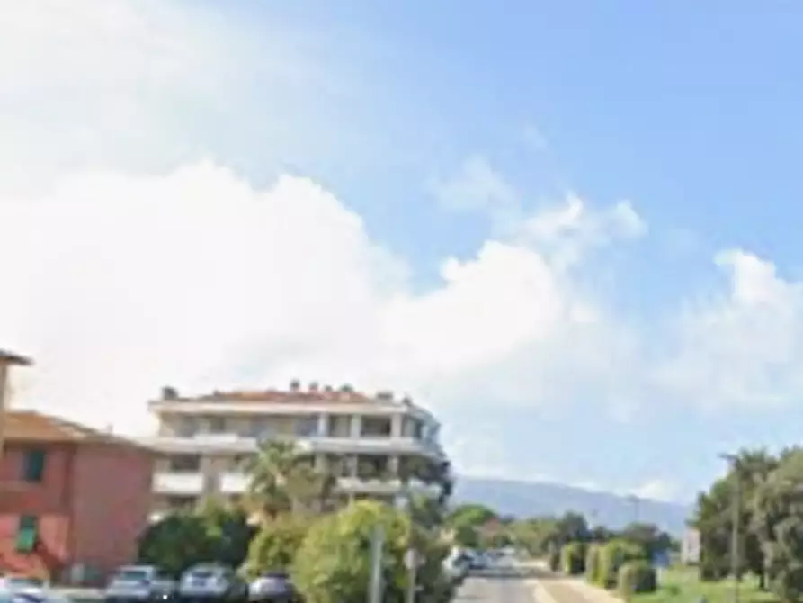 Immagine 11 di Appartamento in vendita  in Lungolago dei Pescatori a Orbetello