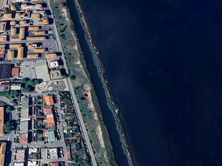 Immagine 13 di Appartamento in vendita  in Lungolago dei Pescatori a Orbetello