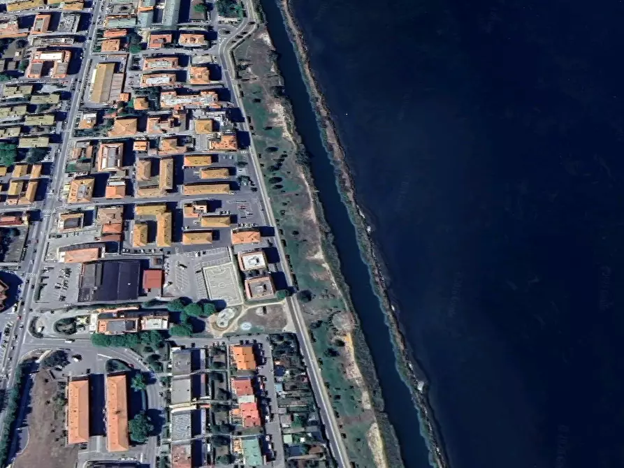 Immagine 14 di Appartamento in vendita  in Lungolago dei Pescatori a Orbetello