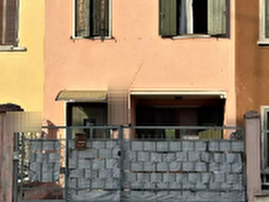 Immagine 1 di Porzione di casa in vendita  in Via Guglielmo Marconi a San Giovanni Lupatoto