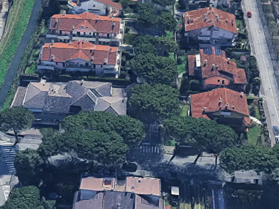 Immagine 8 di Negozio in vendita  in Via Giovan Battista Moroni a Abano Terme