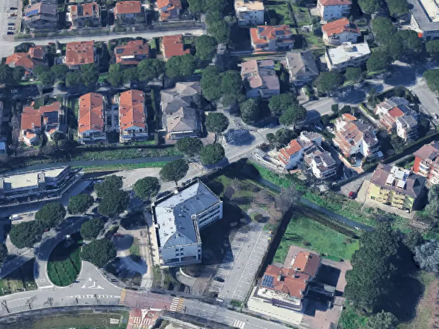 Immagine 10 di Negozio in vendita  in Via Giovan Battista Moroni a Abano Terme