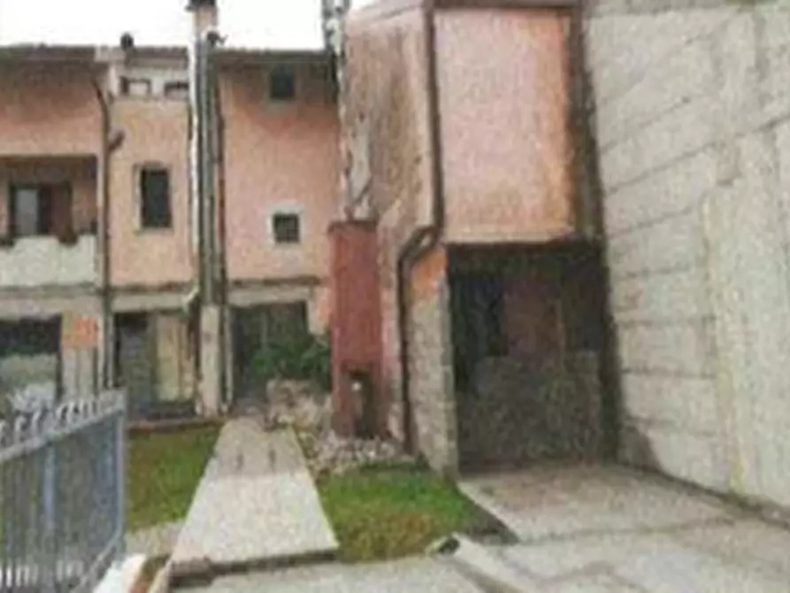 Immagine 9 di Negozio in vendita  in Via Matteotti a Sant'ambrogio Di Valpolicella