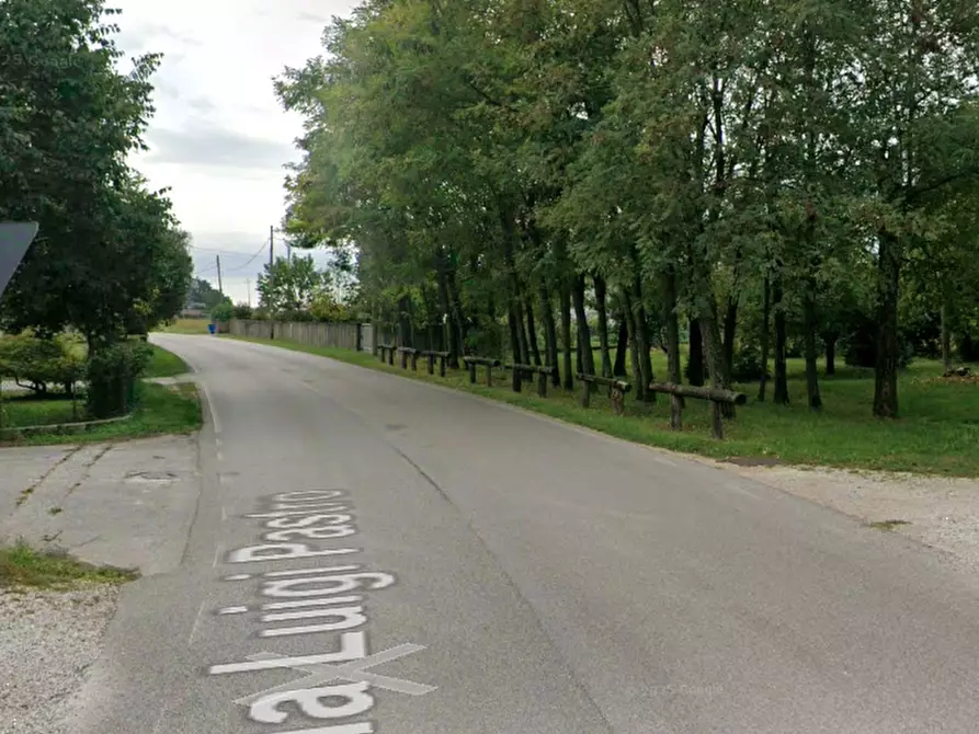 Immagine 11 di Casa indipendente in vendita  in Via Luigi Pastro a Volpago Del Montello