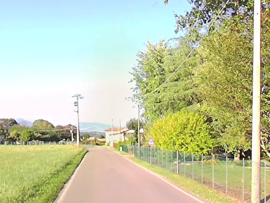 Immagine 12 di Casa indipendente in vendita  in Via Luigi Pastro a Volpago Del Montello