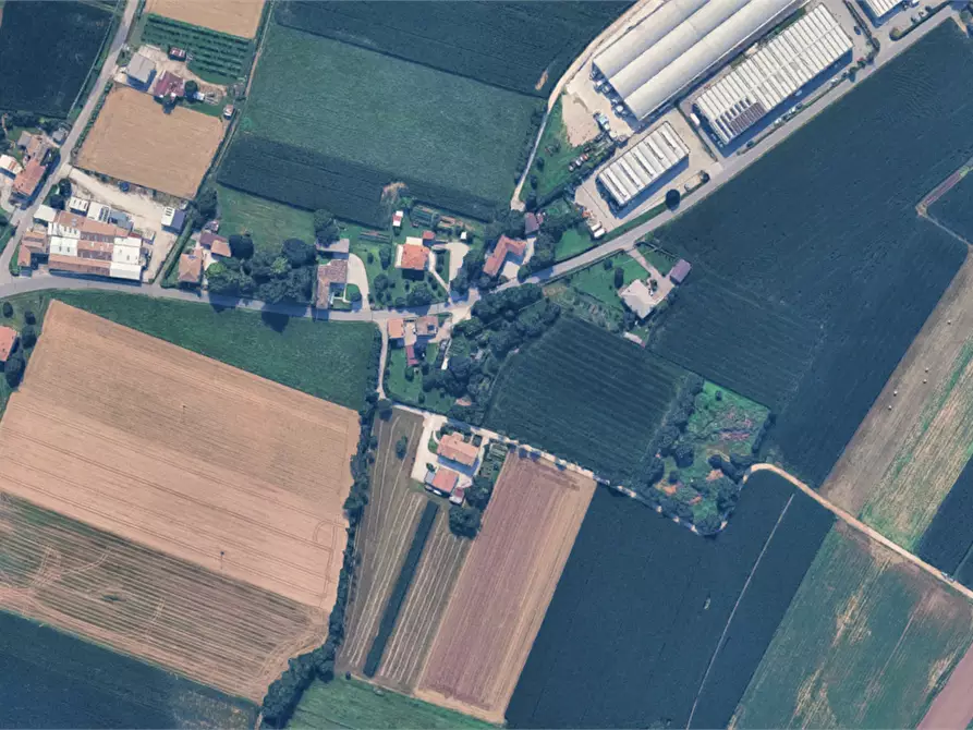 Immagine 13 di Casa indipendente in vendita  in Via Luigi Pastro a Volpago Del Montello