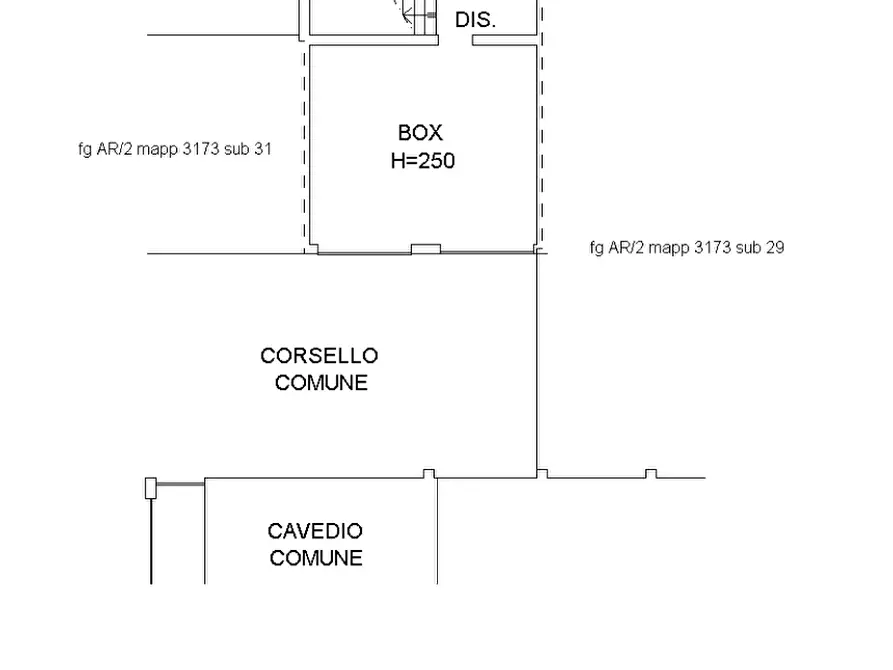 Immagine 12 di Garage in vendita  in Corso Leonardo da Vinci, a Gallarate