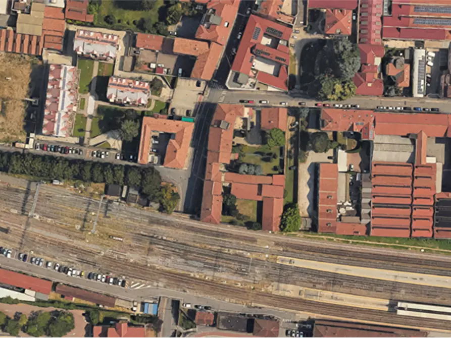 Immagine 5 di Magazzino in vendita  in Via Curioni a Gallarate