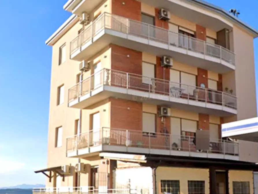 Immagine 2 di Negozio in vendita  in Via Elpidiense Sud a Montegranaro
