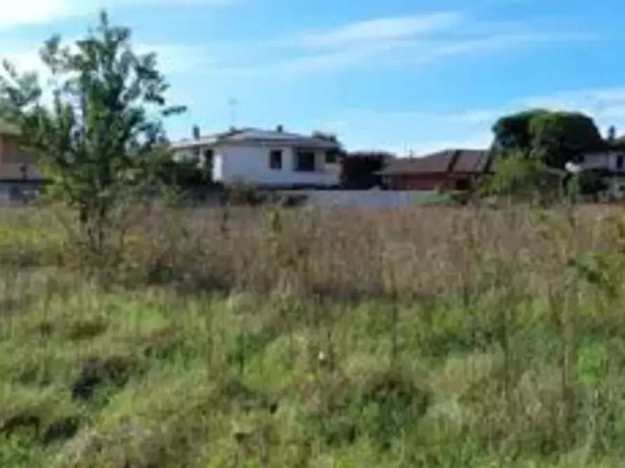 Immagine 3 di Terreno edificabile in vendita  in Via Vesuvio  a Busto Garolfo