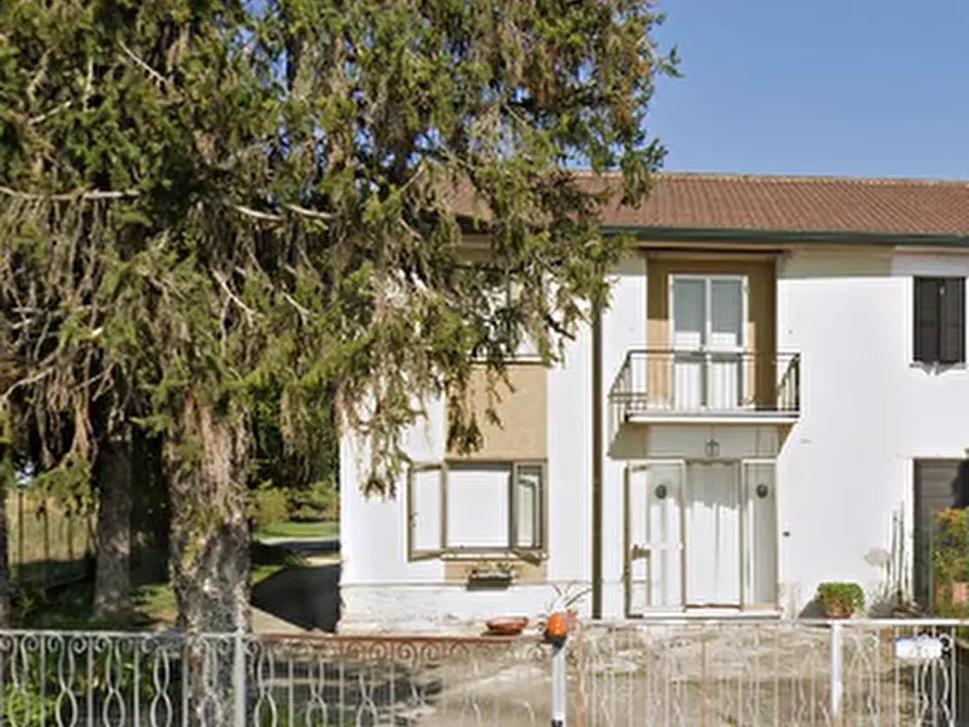 Immagine 2 di Porzione di casa in vendita  in Via Spin a Nogara