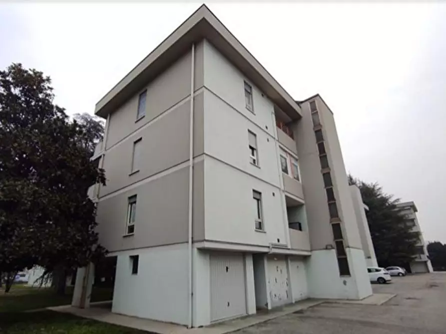 Immagine 2 di Appartamento in vendita  in Via Baracca a Vicenza