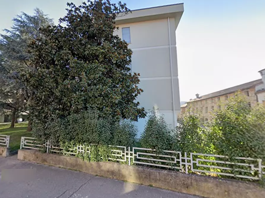 Immagine 6 di Appartamento in vendita  in Via Baracca a Vicenza