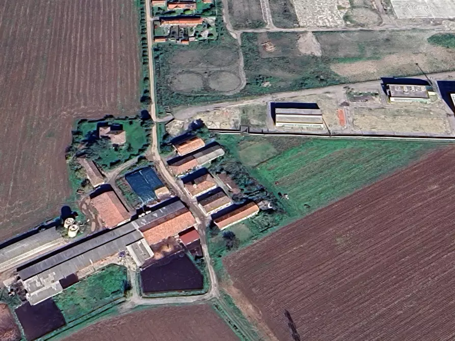 Immagine 10 di Villa in vendita  in Via Canova a Piozzano