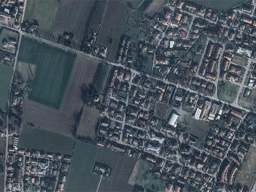 Immagine 18 di Appartamento in vendita  in Via Piemonte a Cento