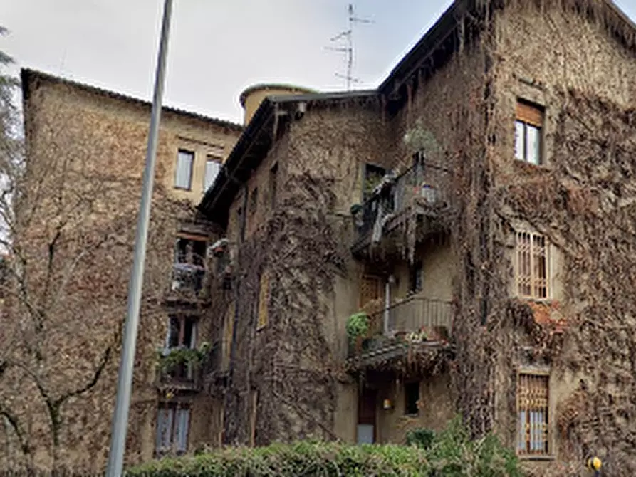 Immagine 8 di Appartamento in vendita  in via degli Odescalchi  a Milano