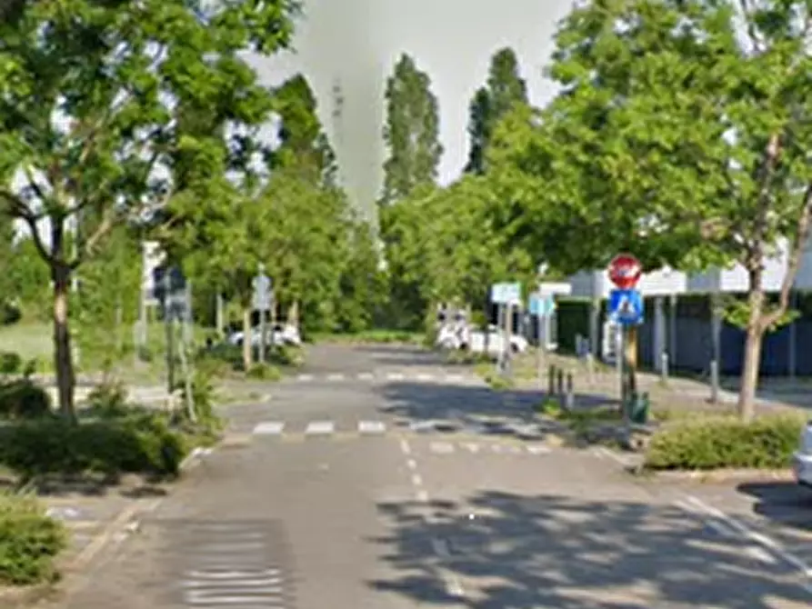 Immagine 7 di Posto auto in vendita  in Via Maria Montessori a Vaprio D'adda