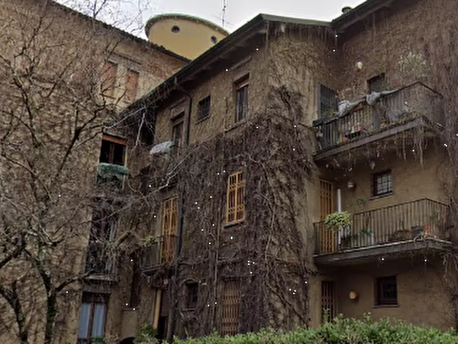 Immagine 19 di Appartamento in vendita  in via degli Odescalchi  a Milano
