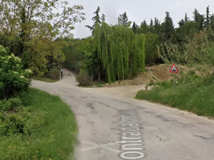 Immagine 6 di Magazzino in vendita  in Via Indaco a Ortezzano