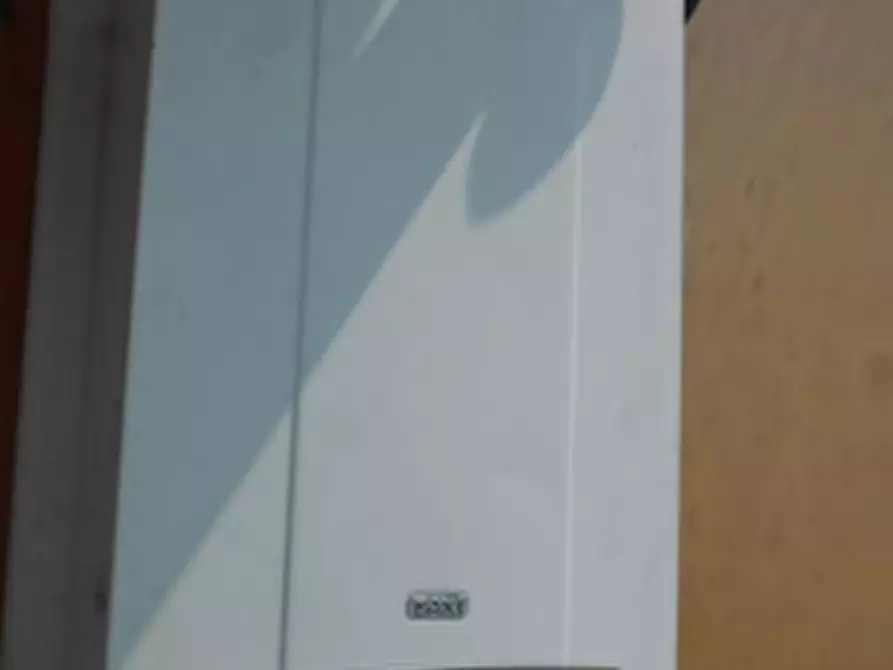 Immagine 11 di Appartamento in vendita  in Via Bolzano  a Limbiate