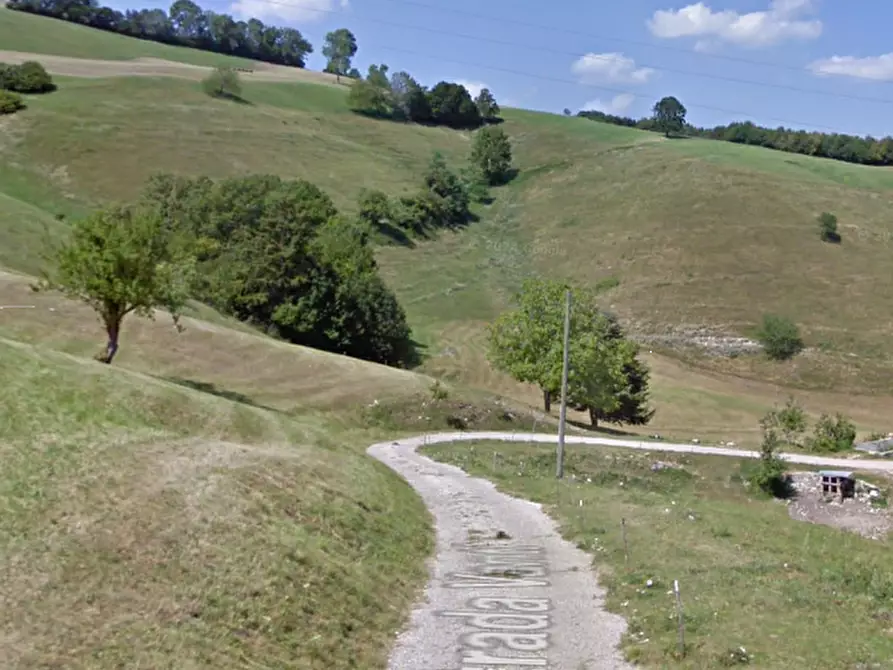 Immagine 14 di Terreno agricolo in vendita  in Contrada Vanti a Badia Calavena